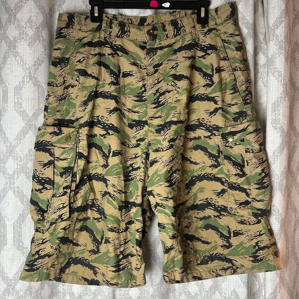 Levis Cargo shorts